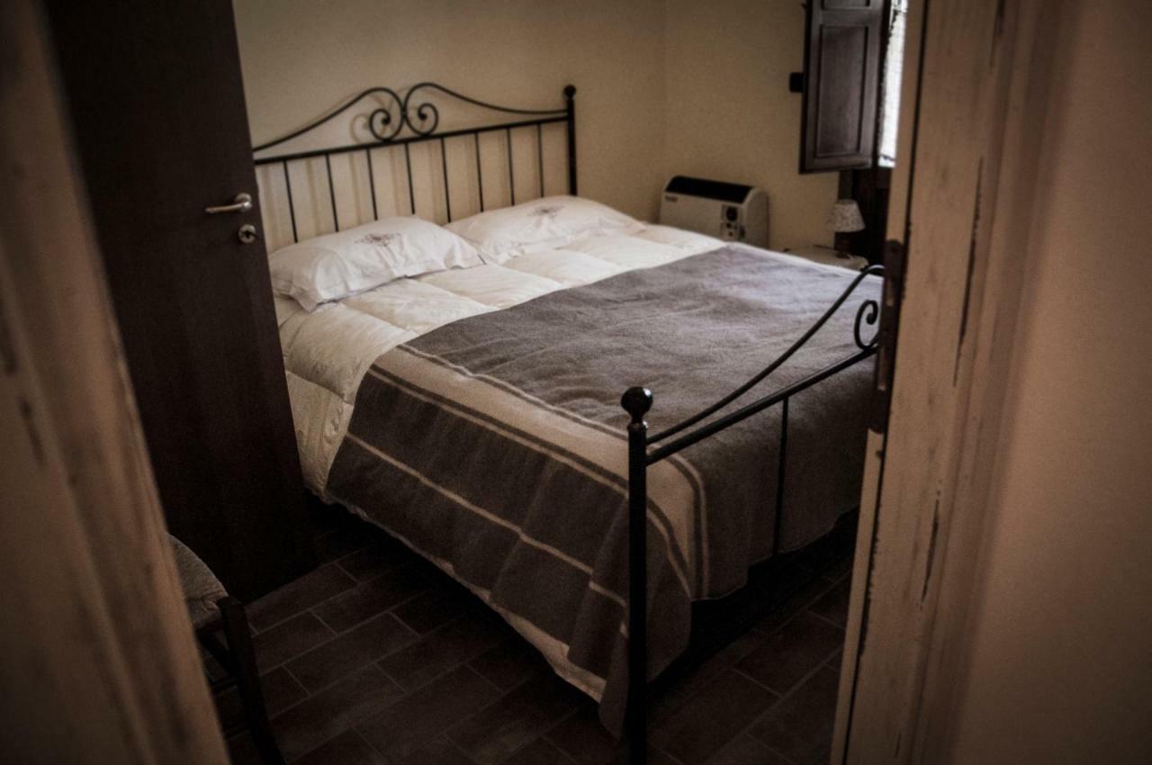 La Locanda Degli Elfi Viggianello Eksteriør billede